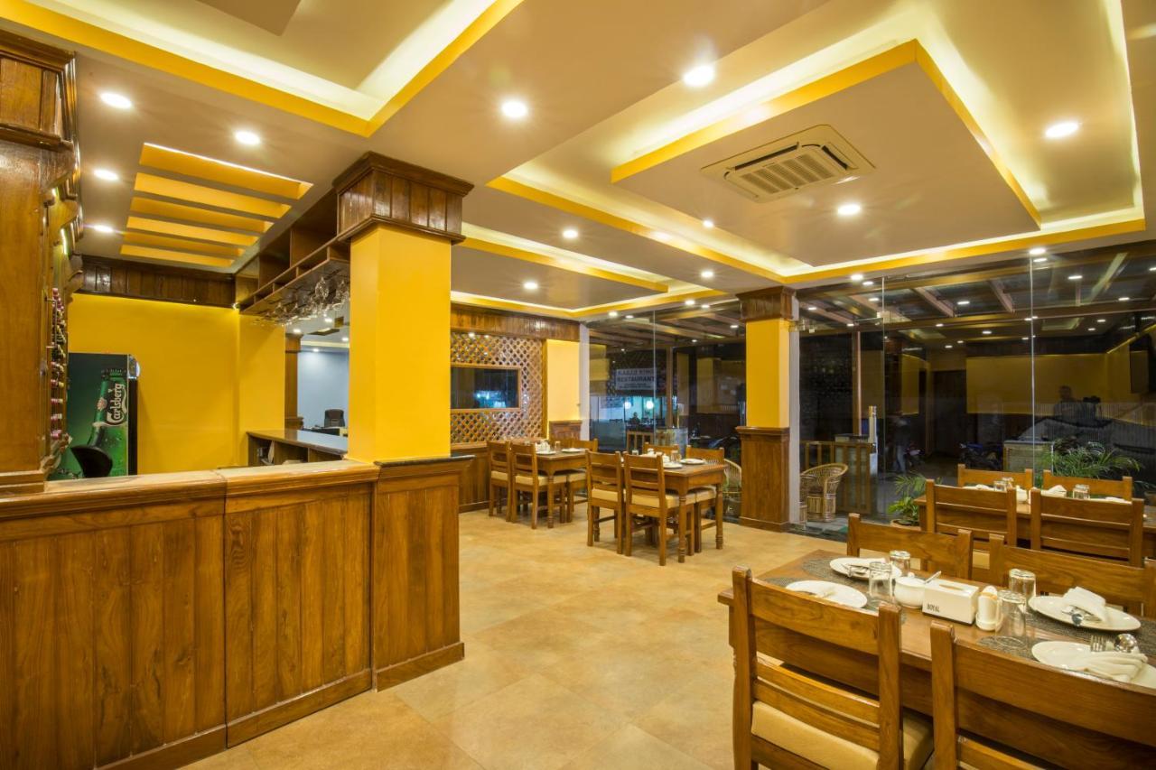 Hotel Lake Shore Pokhara Exterior photo