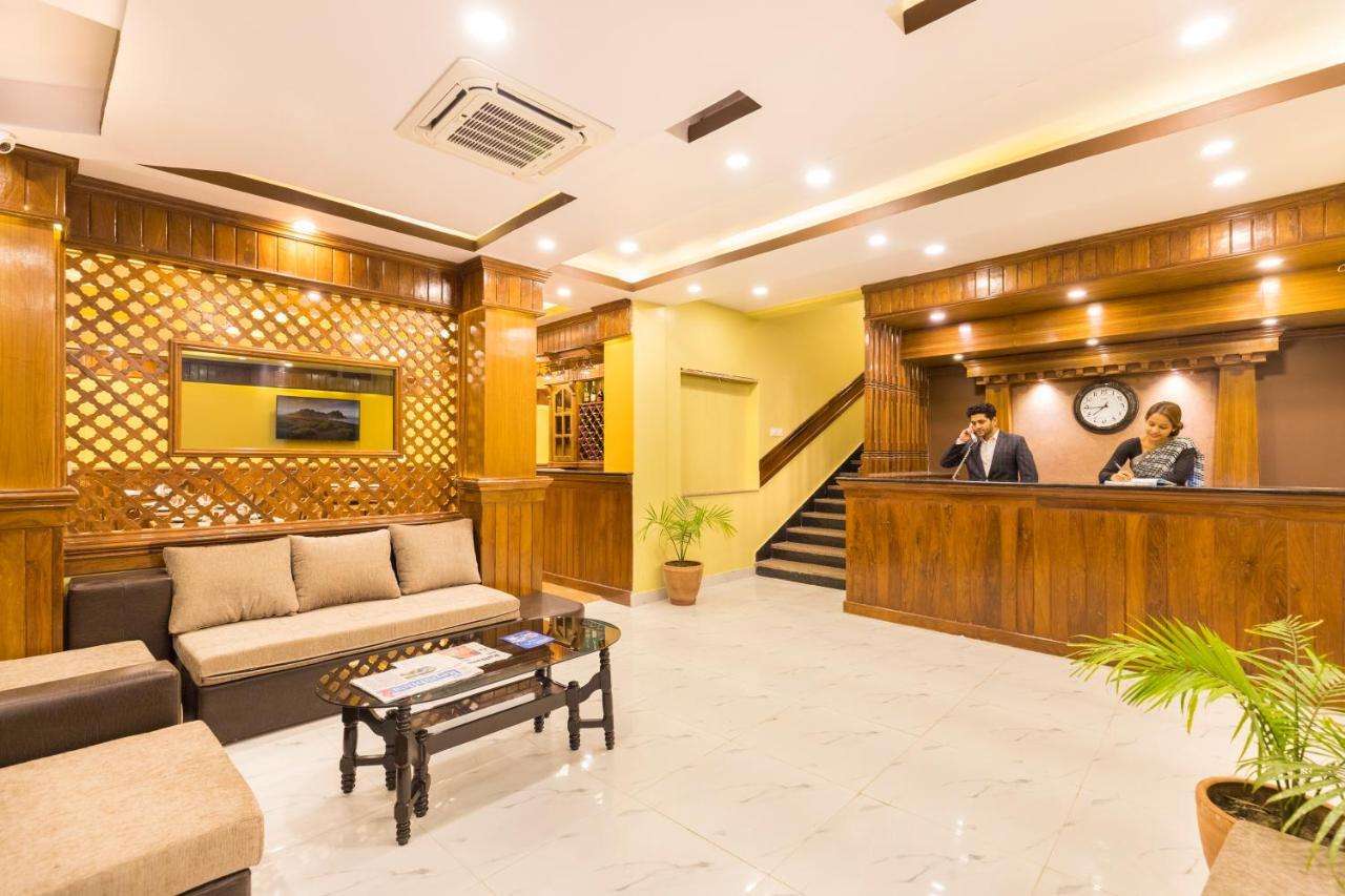 Hotel Lake Shore Pokhara Exterior photo